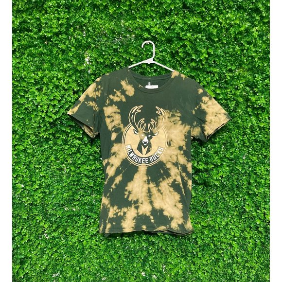 Acid Wash Milwaukee Bucks Antetokounmpo T-shirt - Adult Mens Medium - 015 - Picture 1 of 2